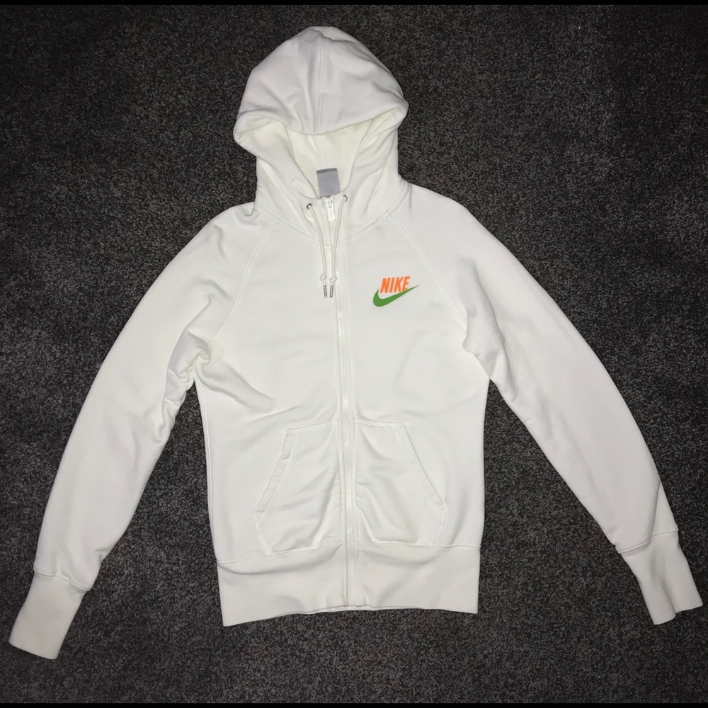 Women’s medium NIKE Hoodie